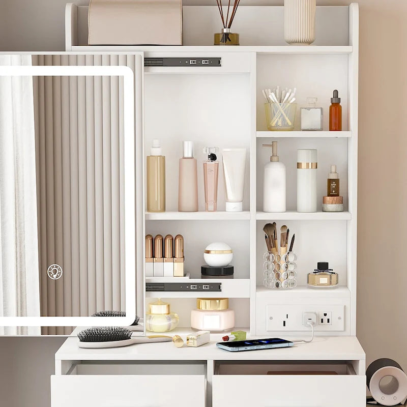 Petite coiffeuse avec miroir et lumières LED, prise de courant intégrée et rangement caché, comprend un tabouret rembourré et une étagère.