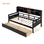 Lit de repos simple en bois avec étagères et tiroirs