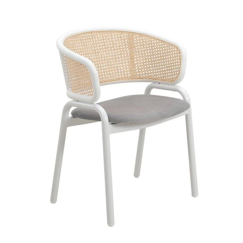 Chaise d'appoint moderne et élégante avec dossier en rotin et pieds en acier blanc pour salle à manger et cuisine