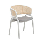 Chaise d'appoint moderne et élégante avec dossier en rotin et pieds en acier blanc pour salle à manger et cuisine