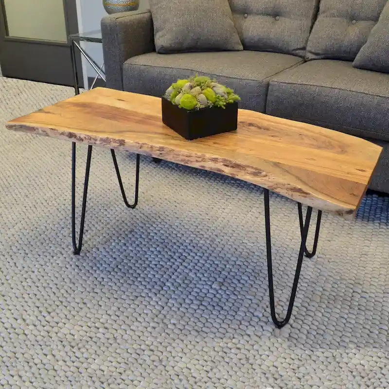 Table basse/Banc Seti Live Edge – Plateau en orme – Piètement doré