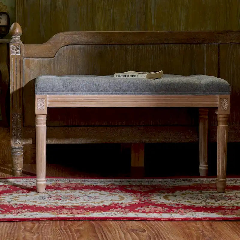 Banc français vintage tapissé avec cadre en bois massif sculpté