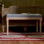 Banc français vintage tapissé avec cadre en bois massif sculpté